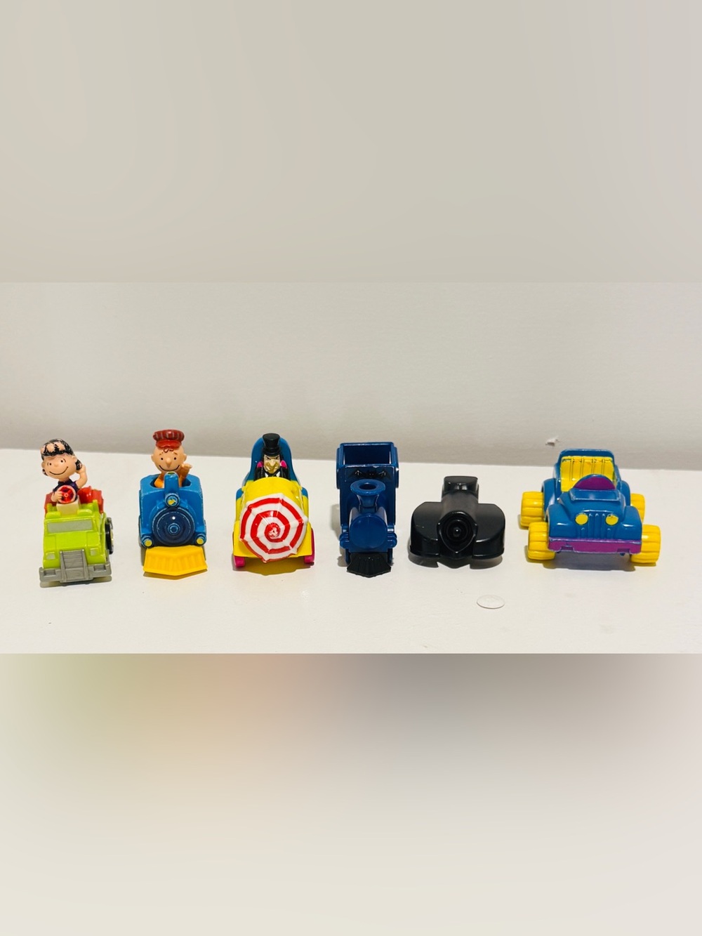 Vintage McDonald's Happy Meal Toy Lot - Peanuts Snoopy Linus Batman 80s 90s